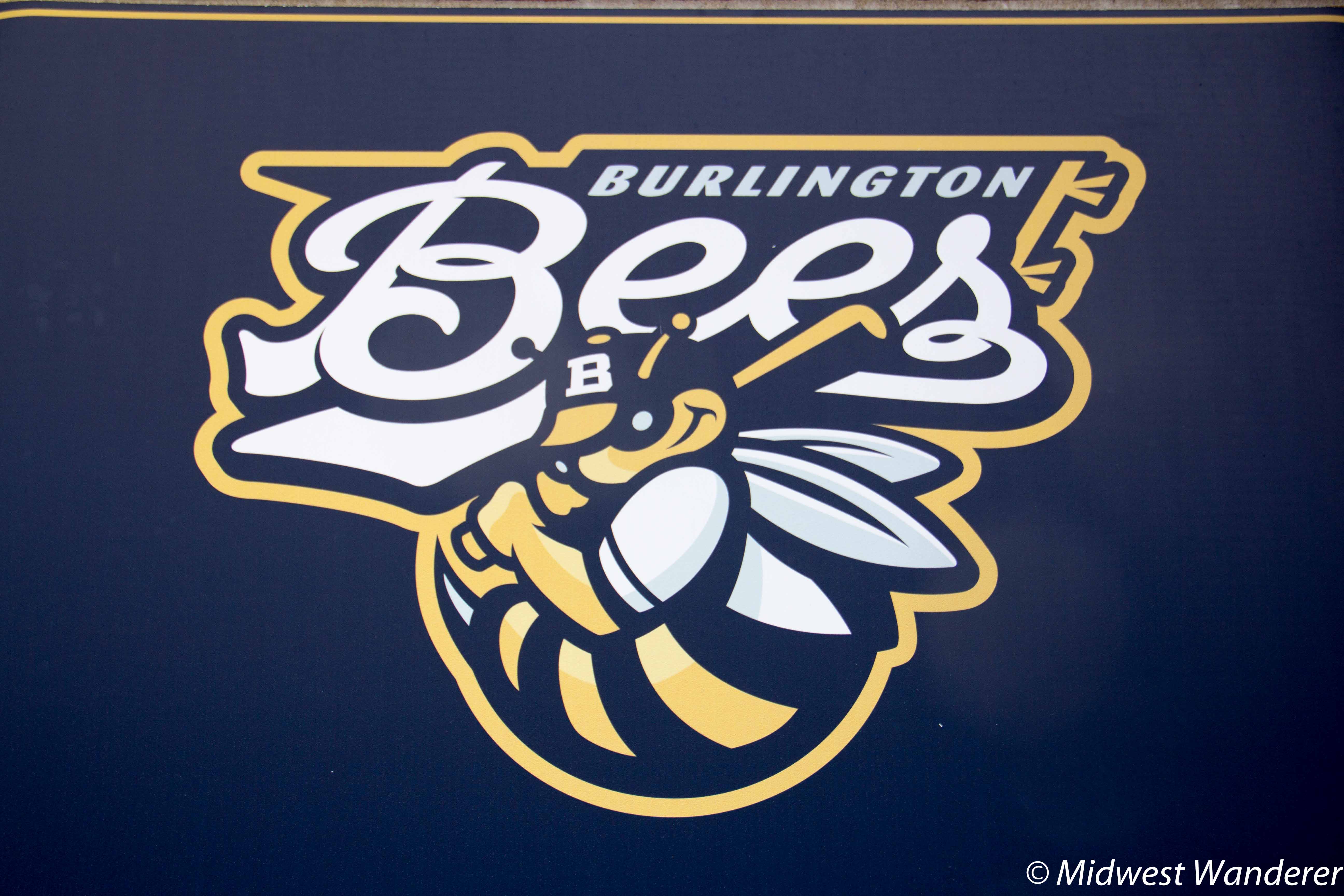 Burlington Bees Minor League BaseballMidwest Wanderer