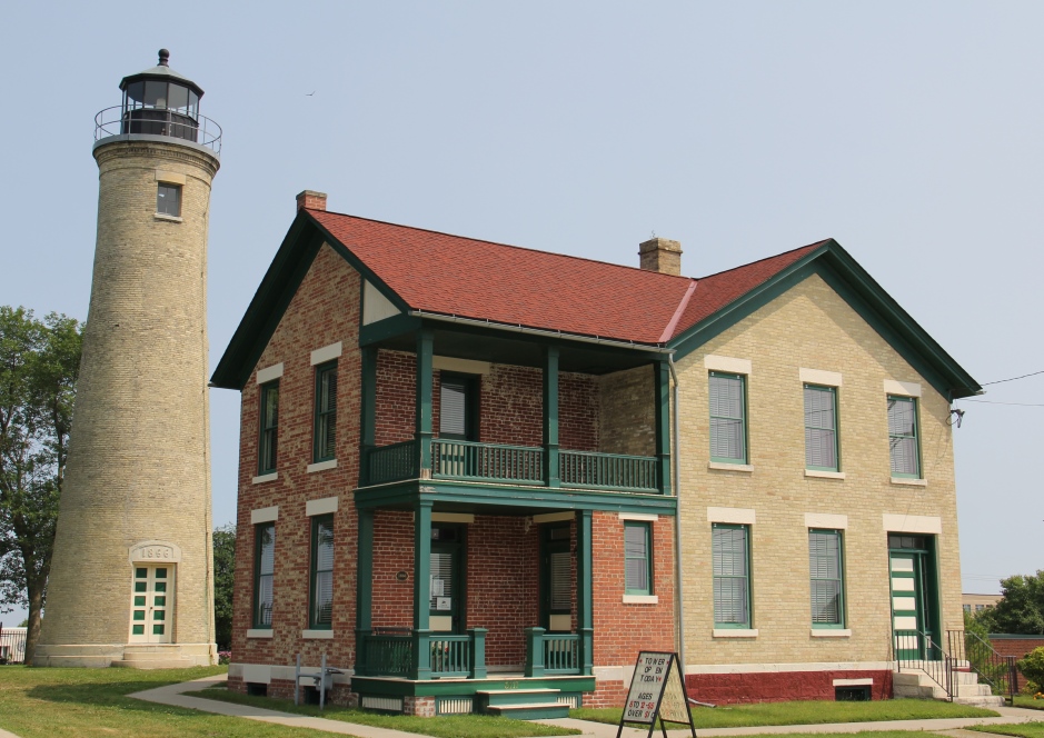 Southport Light House and Keepter's Cabin