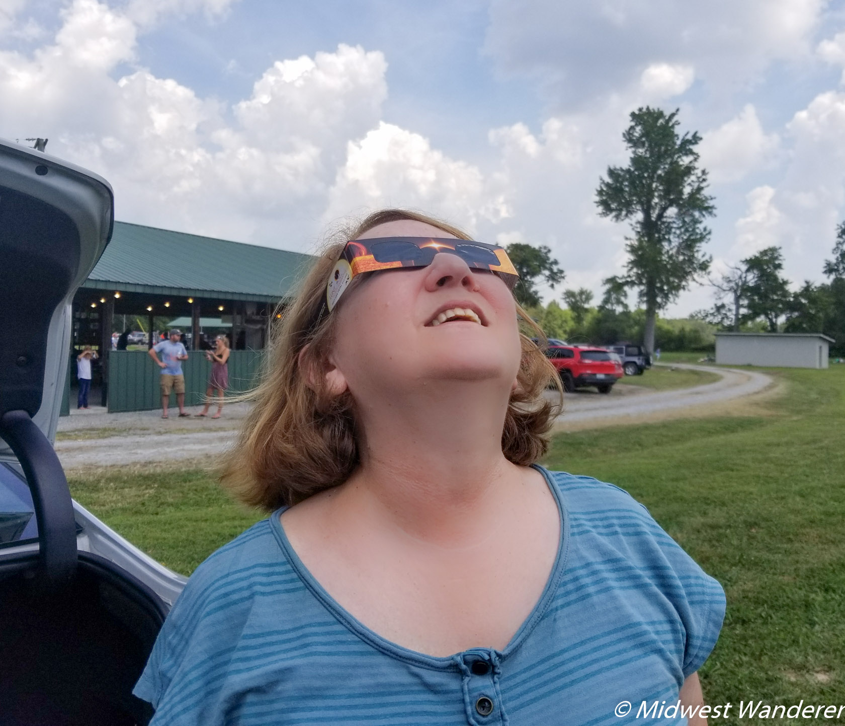 Solar eclipse viewing