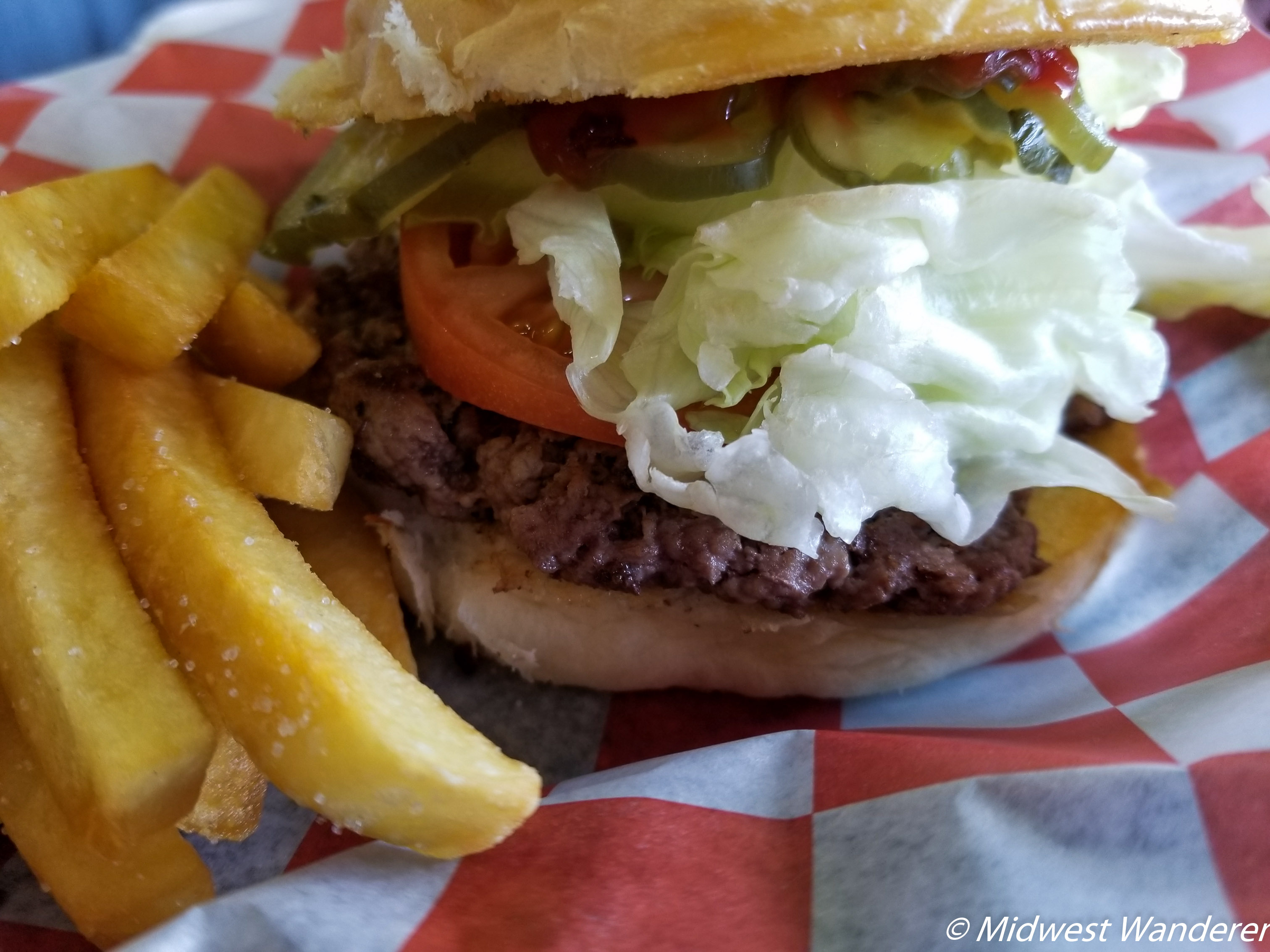 Palo Duro Canyon - burger at the Trading Post